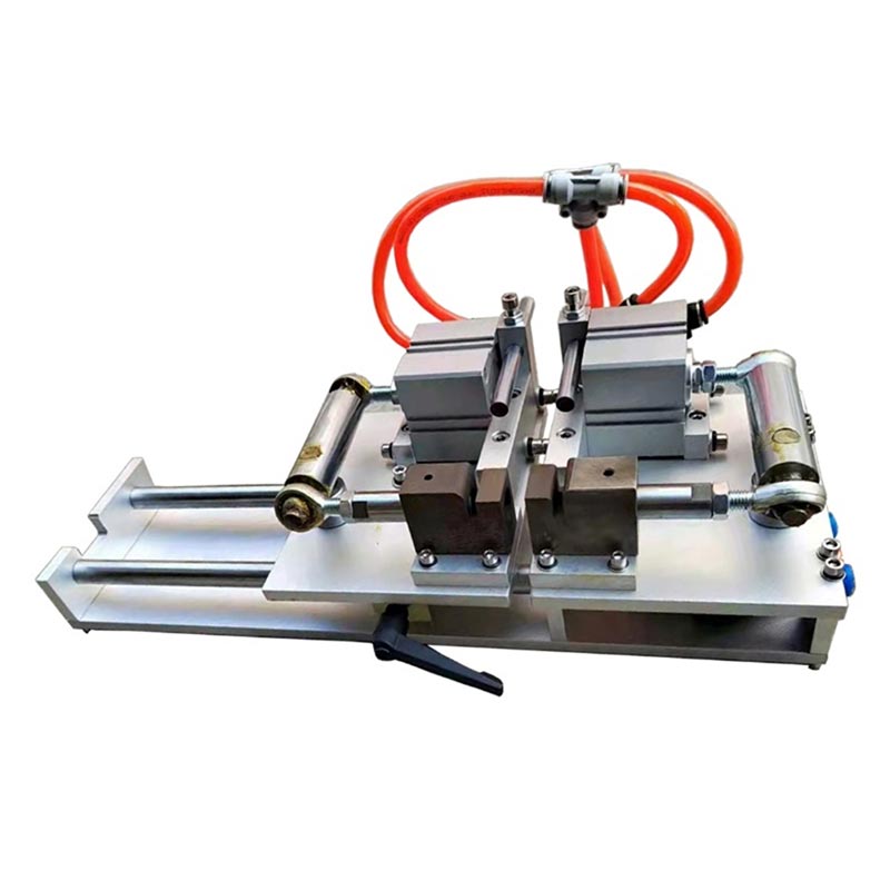 Togi luknjač za škatle