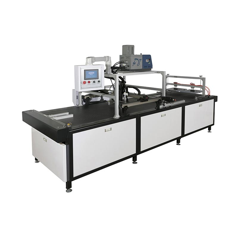 Polavtomatski stroj za sestavljanje škatle